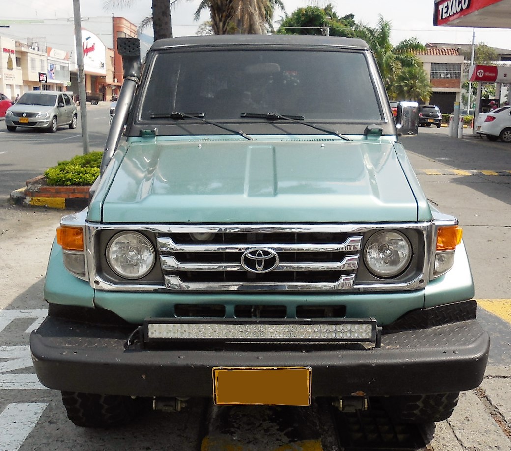 Toyota Land Cruiser